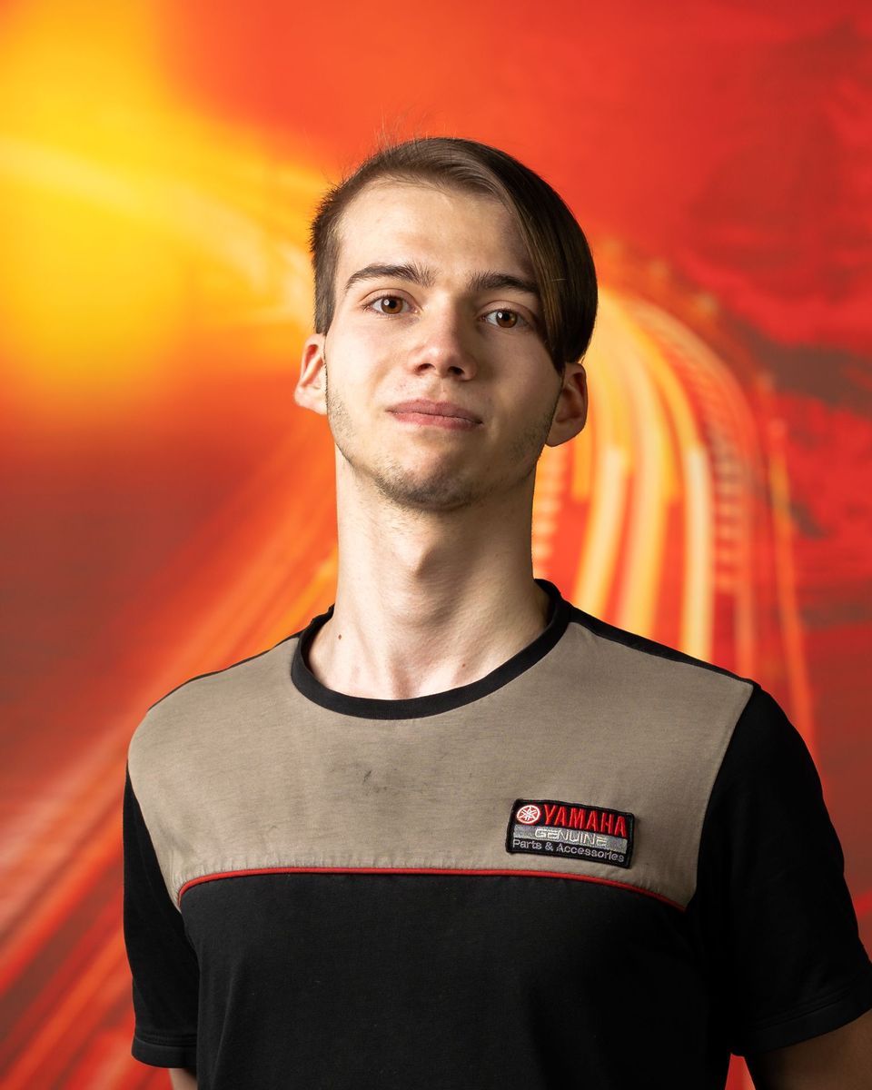 Moto Strahm - Benedikt Rieger