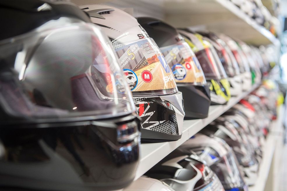 Motorrad Helme kaufen bei Moto STrahm in Madiswil