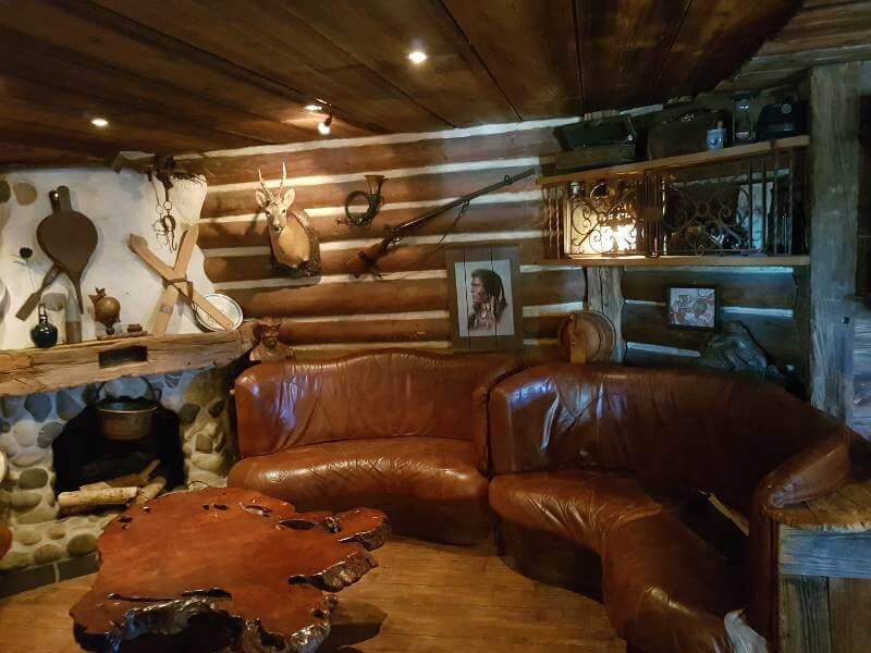 Saloon Madiswil, Sitzlounge mit Cheminee